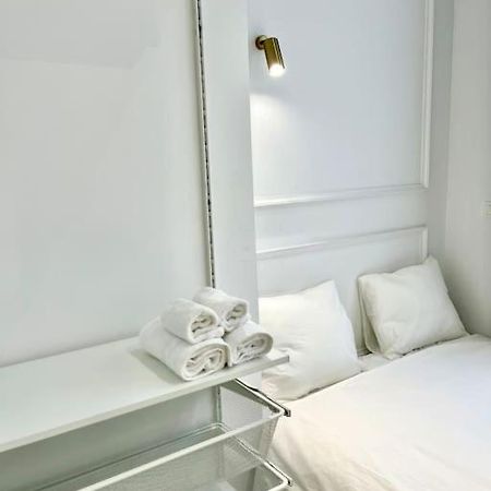 Chez Gianni & Stephanie - A Cozy And Elegant Studio In Bryssel Exteriör bild